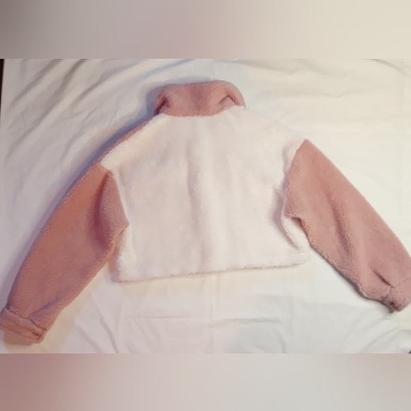 Shein Women Pink/White Drop Shoulder Soft Plush Crop Jacket Size Large - Picture 5 of 11